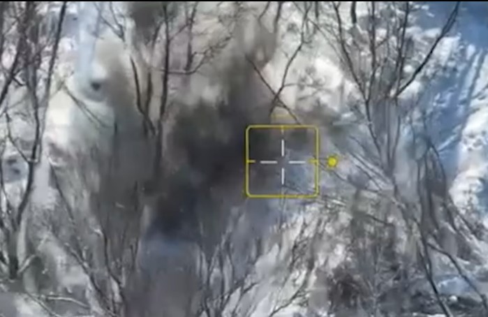 Робота підрозділу «Мукачево»: прикордонники нищать укриття та антени ворога на Сумщині (ВІДЕО)